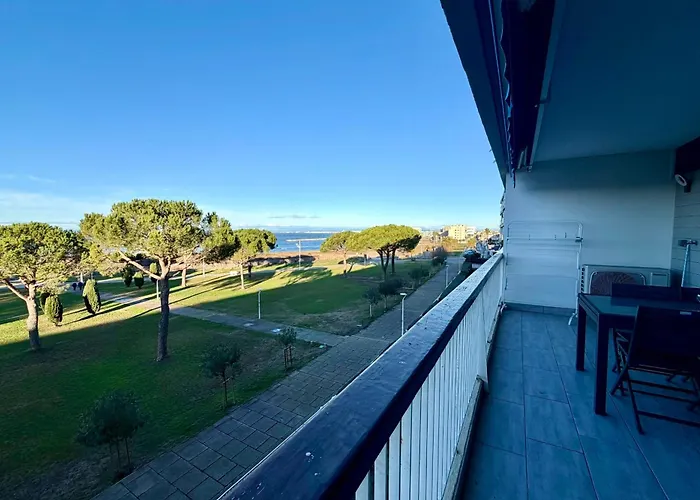 Le Mistral Elegant Vue * Le Grau-du-Roi